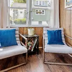 5 Bedrooms Ac Designer Island Paradise Getaway