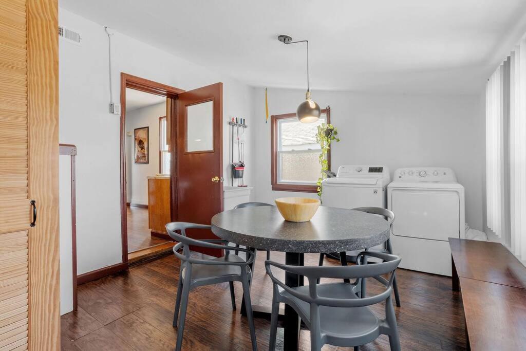 5 Bedrooms Ac Designer Island Paradise Getaway Apartment Atlantic City