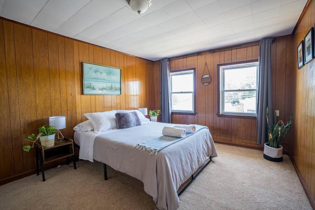 Apartment 5 Bedrooms Ac Designer Island Paradise Getaway